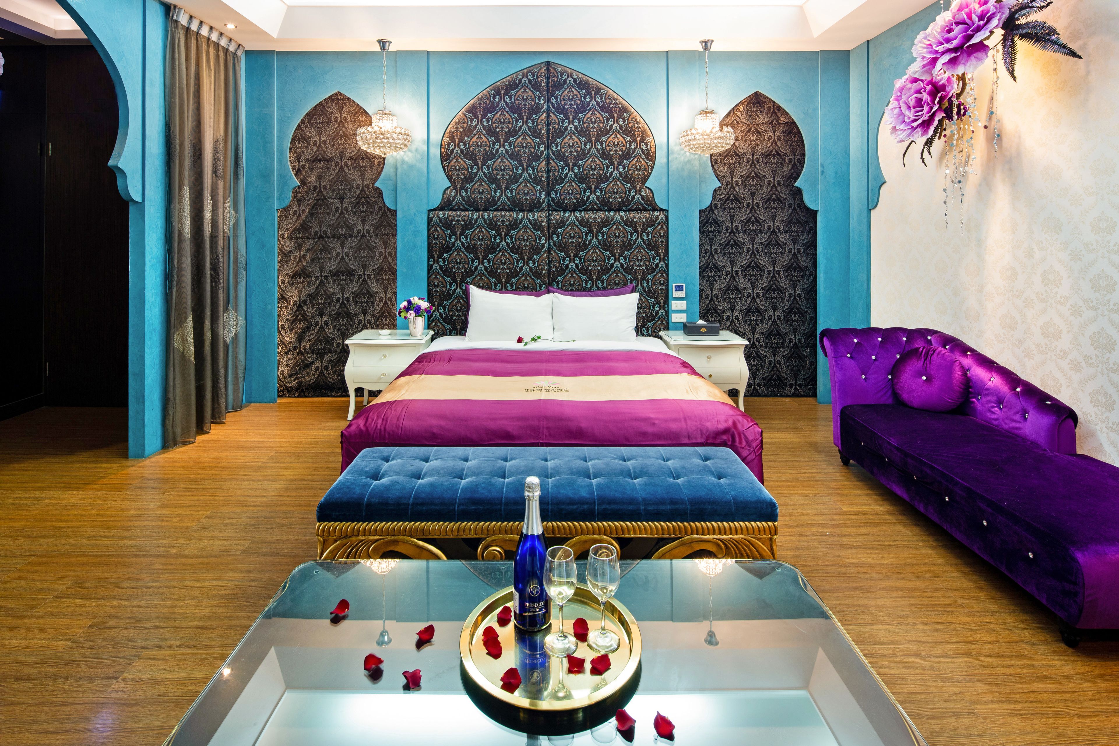 luxury double room, 1 king bed, patio (21:00 check in) | premium bedding, down duvets, minibar, soundproofing