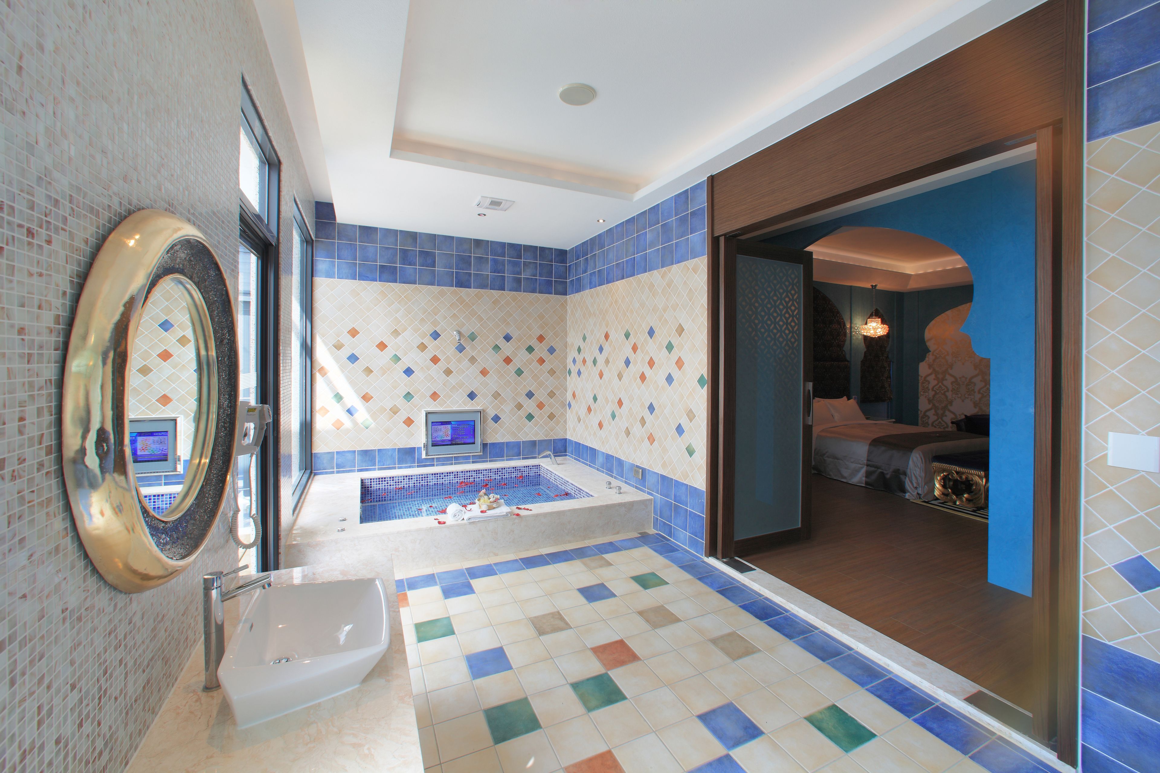 luxury double room, 1 king bed, patio (21:00 check in) | bathroom | separate bathtub and shower, jetted bath, free toiletries, hair dryer