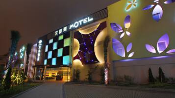 Front of property - evening/night