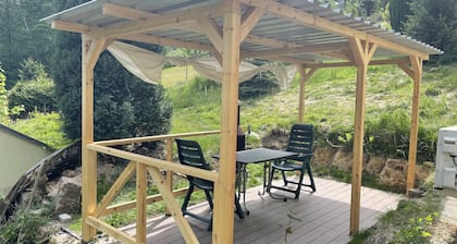 Bungalow in ruhiger Waldlage direkt am Wanderweg