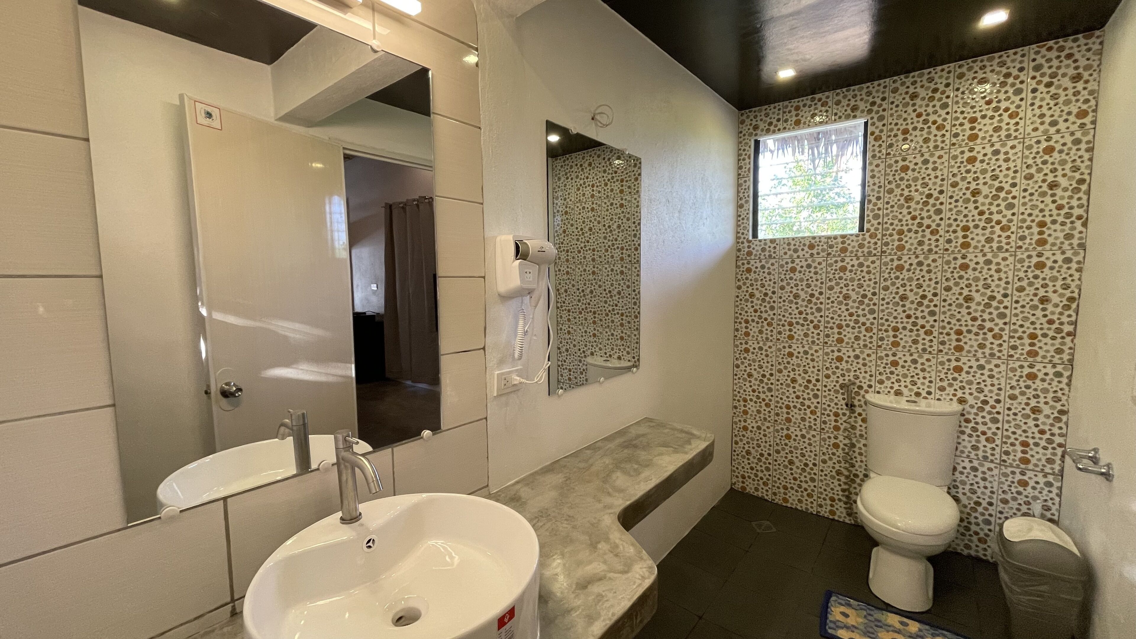 family quadruple room, multiple beds | bathroom | shower, free toiletries, hair dryer, bidet