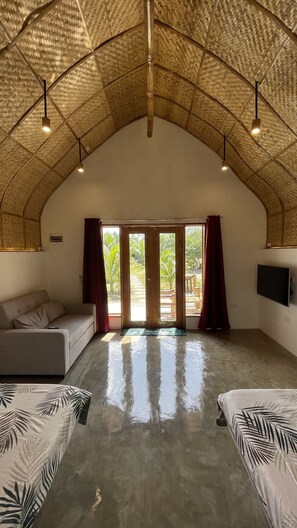 Deluxe Twin Room, Multiple Beds | Soundproofing, iron/ironing board, free WiFi, bed sheets - Footprints Beach Resort (San Andres)