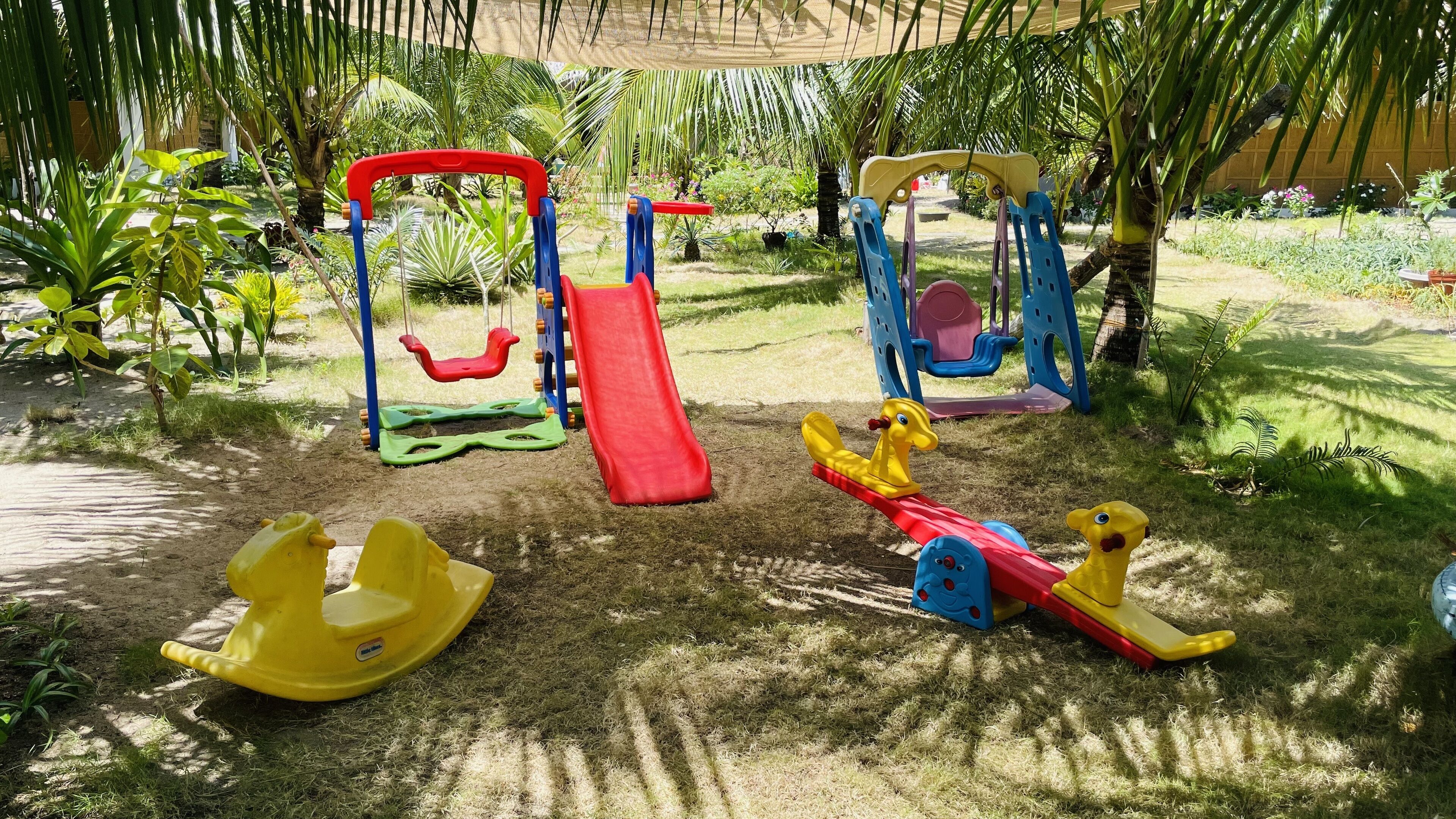 children’s play area – outdoor