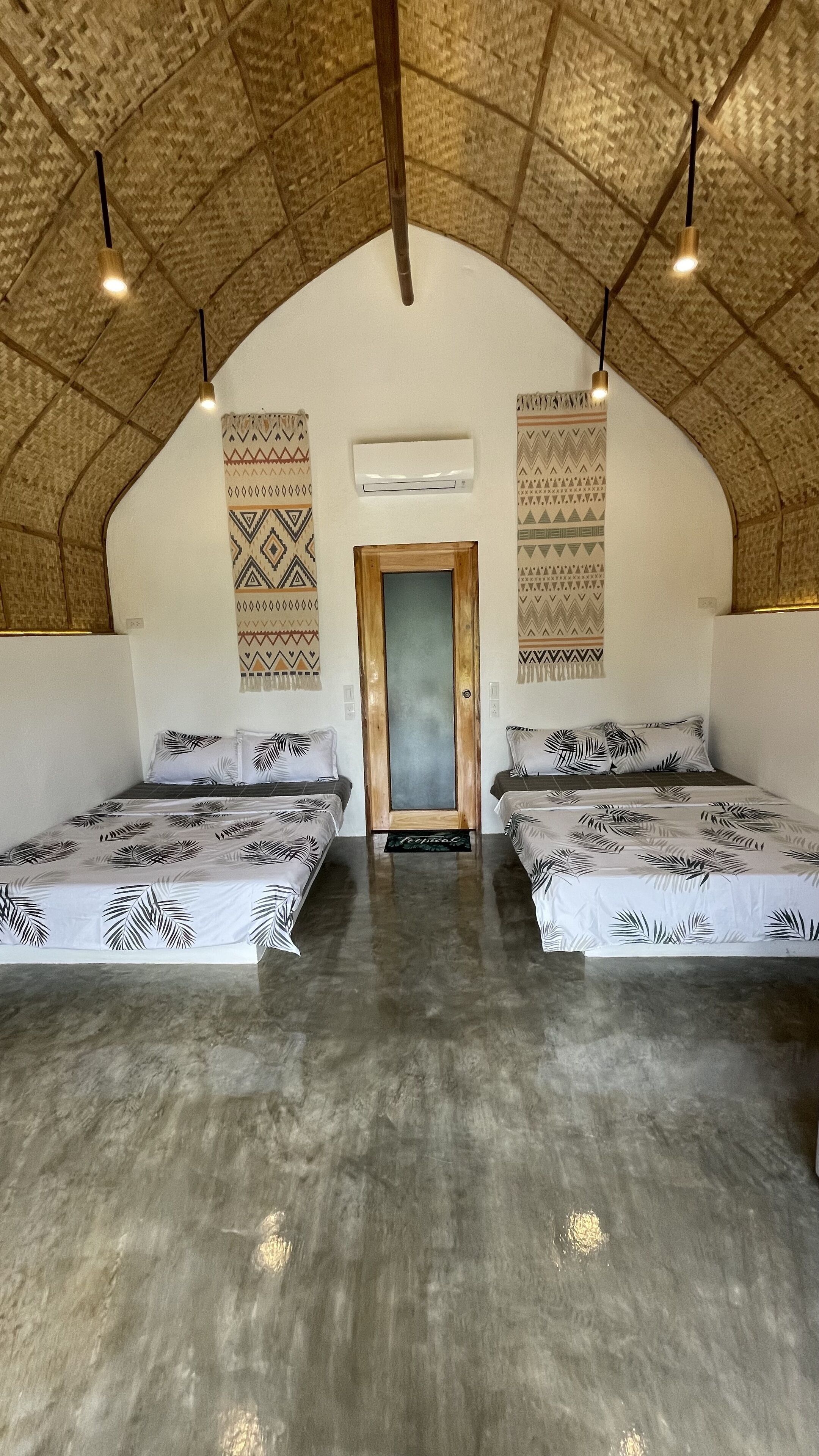 deluxe twin room, multiple beds | 1 bedroom, soundproofing, iron/ironing board, free wifi