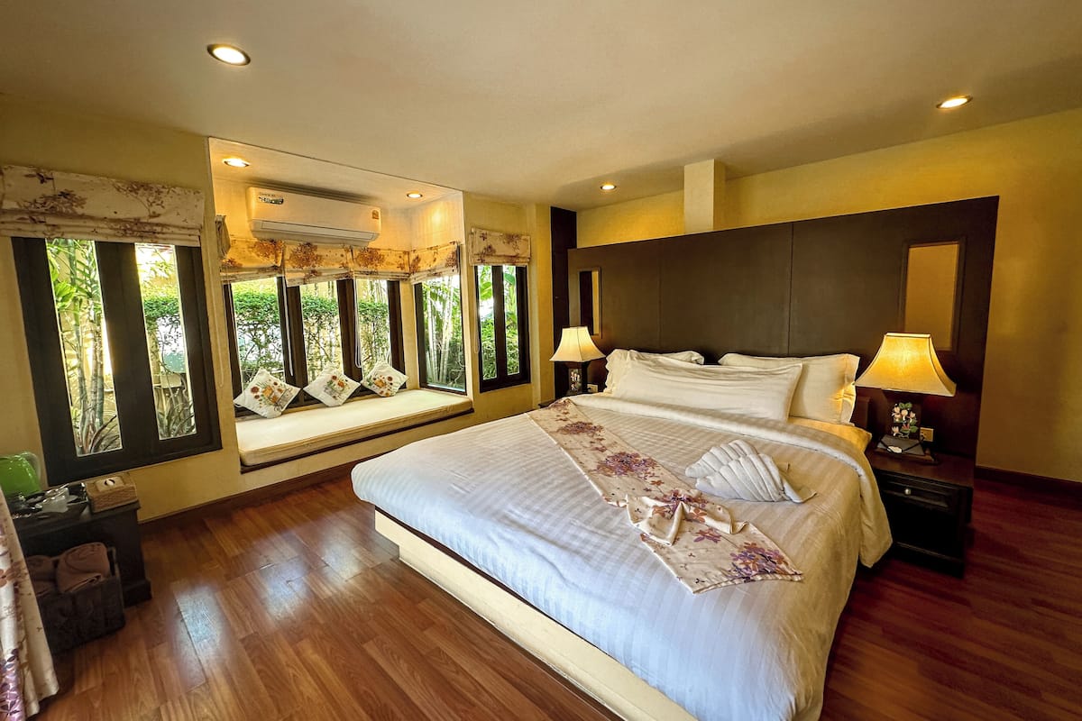 Villa, vue piscine | 2 chambres, rideaux occultants, Wi-Fi gratuit, draps fournis