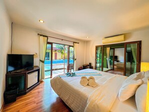 Blackout drapes, free WiFi, bed sheets - Chaan Mai Hom (Pranburi)