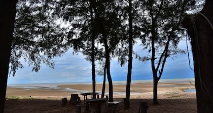 Little Home Beach