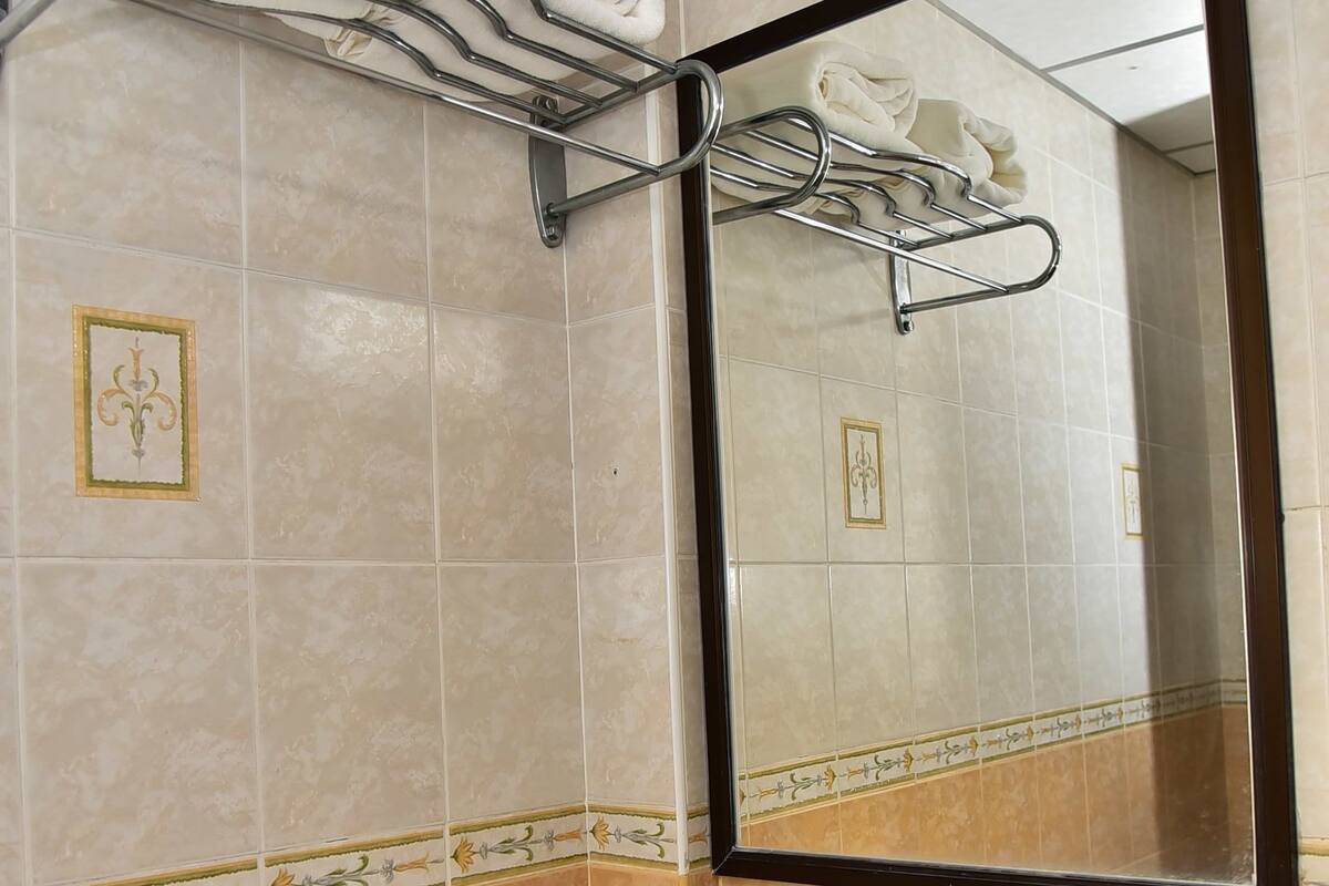 family room | bathroom sink