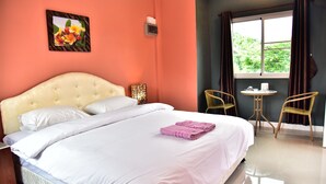 Ảnh chưa phân loại, 2 trong số 29 ảnh, nút