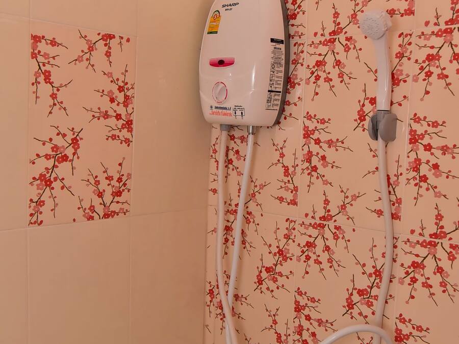 Buồng tắm vòi sen