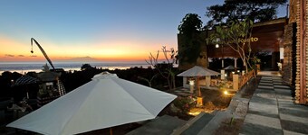 Kabeh Jati Garden Villa and Restaurant