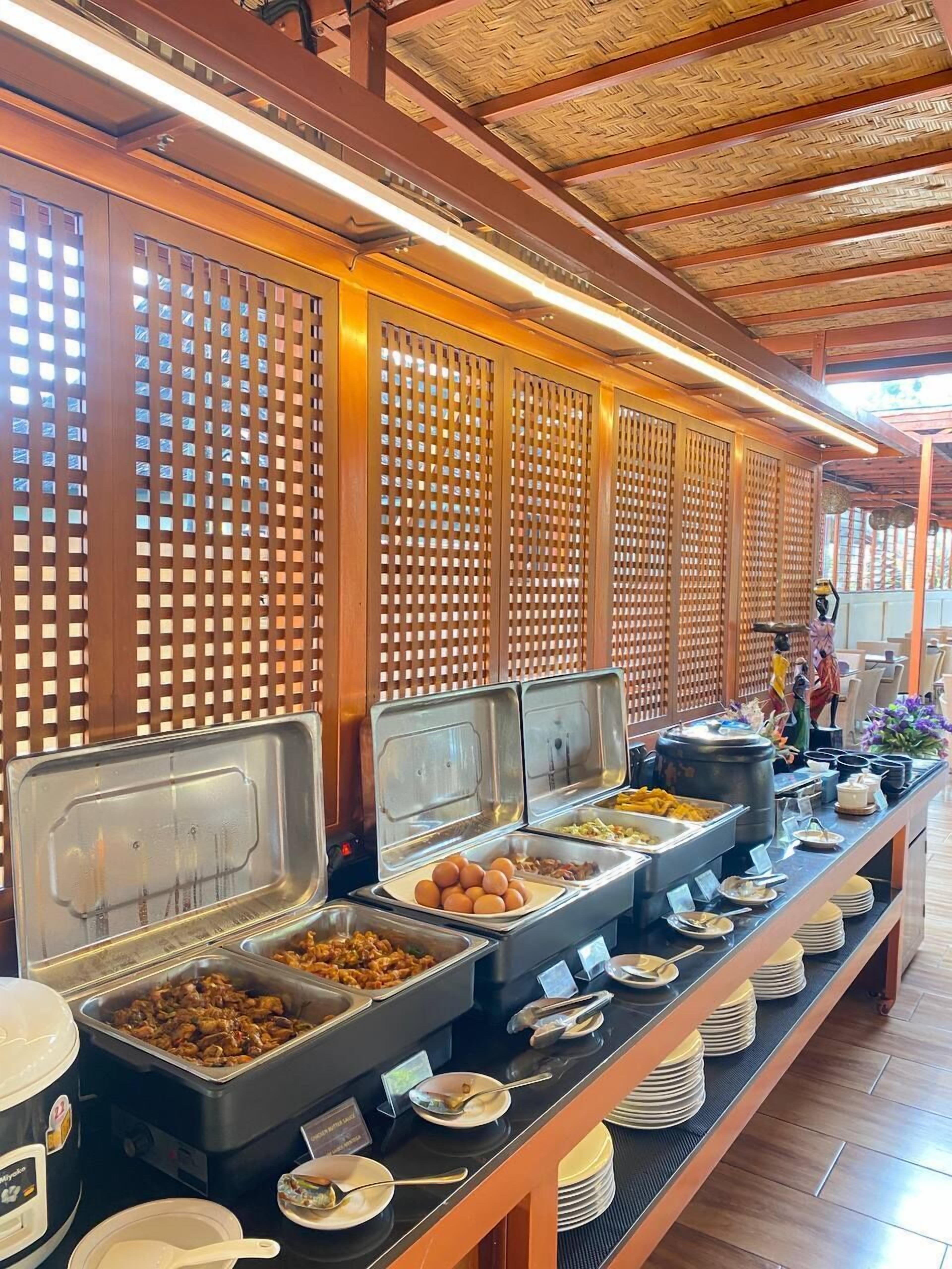 Sarapan prasmanan