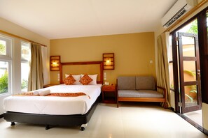 In-room safe, blackout drapes, soundproofing, free WiFi - Sari Villa Ubud (Ubud)