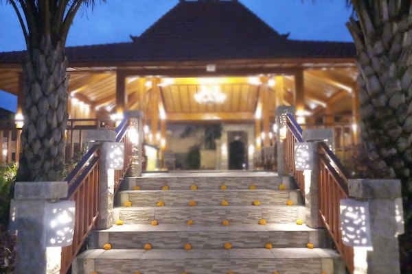 Bagian depan properti