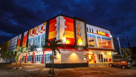 Exterior. Front One Budget Muntilan