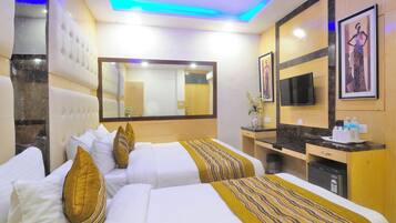 Deluxe Triple Room | 1 bedroom, free WiFi, bed sheets