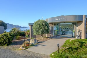 Property entrance - Edge of the Bay (Coles Bay)