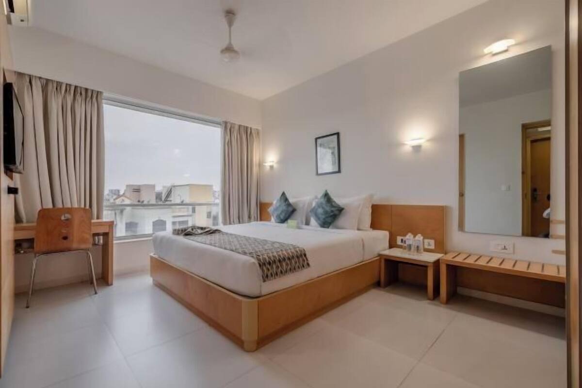 1 bedroom, minibar, in-room safe, desk