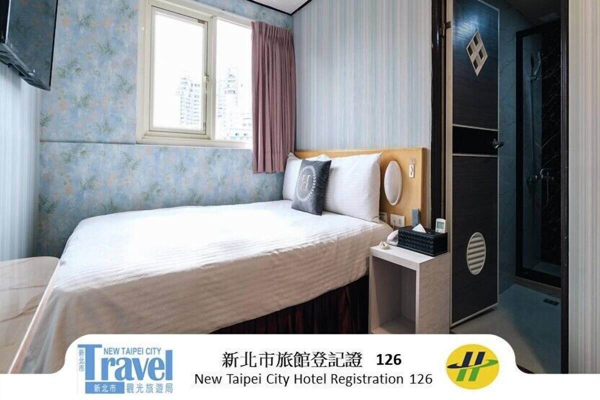 Classic Double Room | Blackout drapes, soundproofing, iron/ironing board (on request)