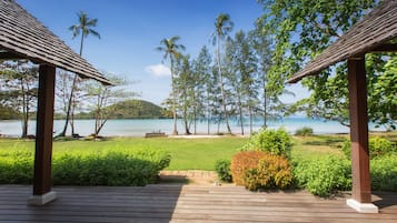 Beachfront Family Villa
