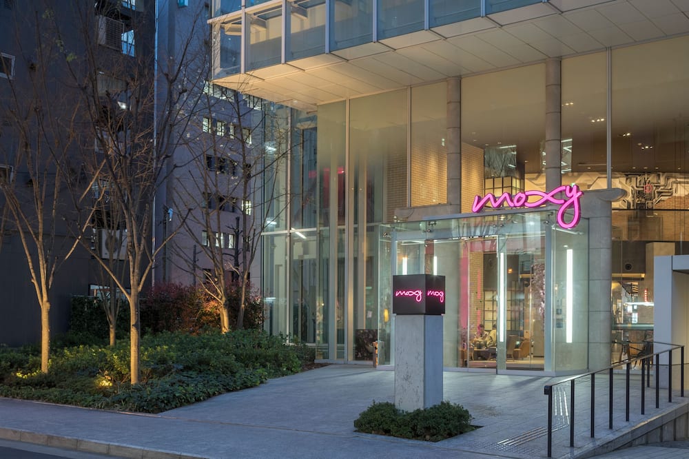 Moxy Osaka Honmachi