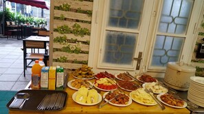 Buffet - Dream Vinh Hoa (Bac Ninh)