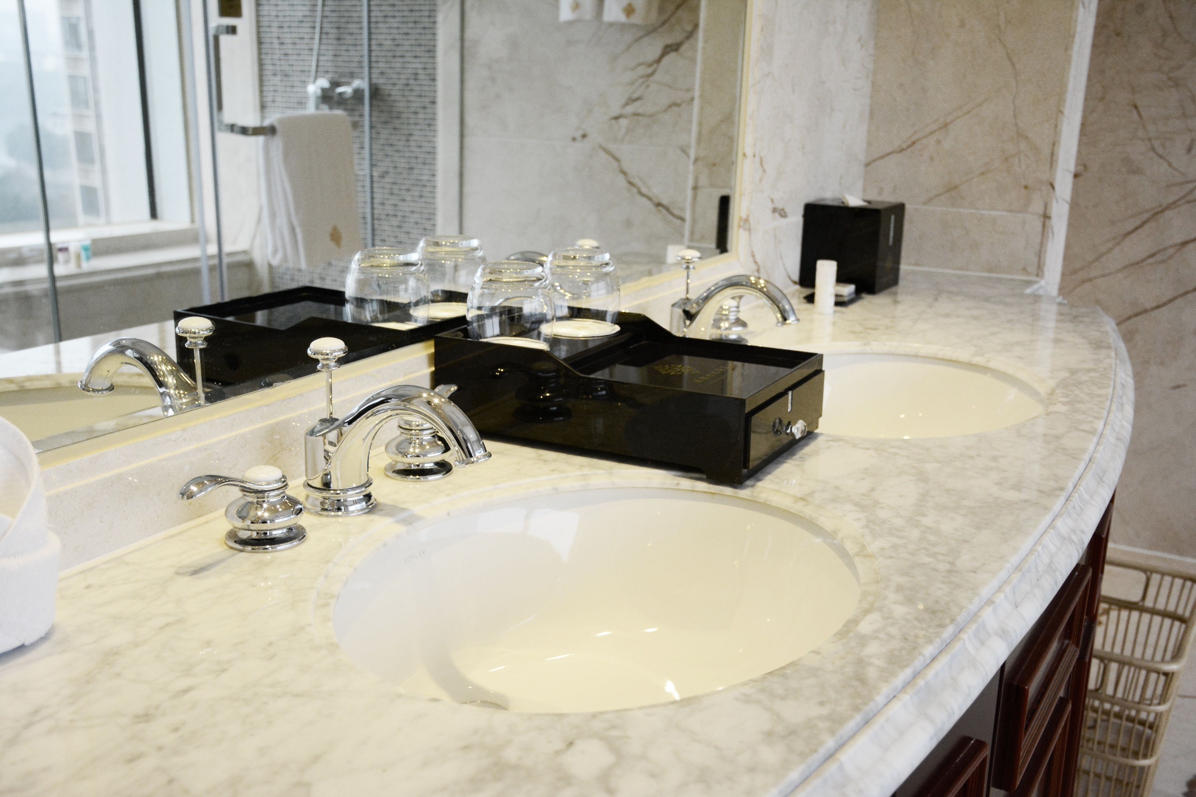 executive suite | bathroom sink