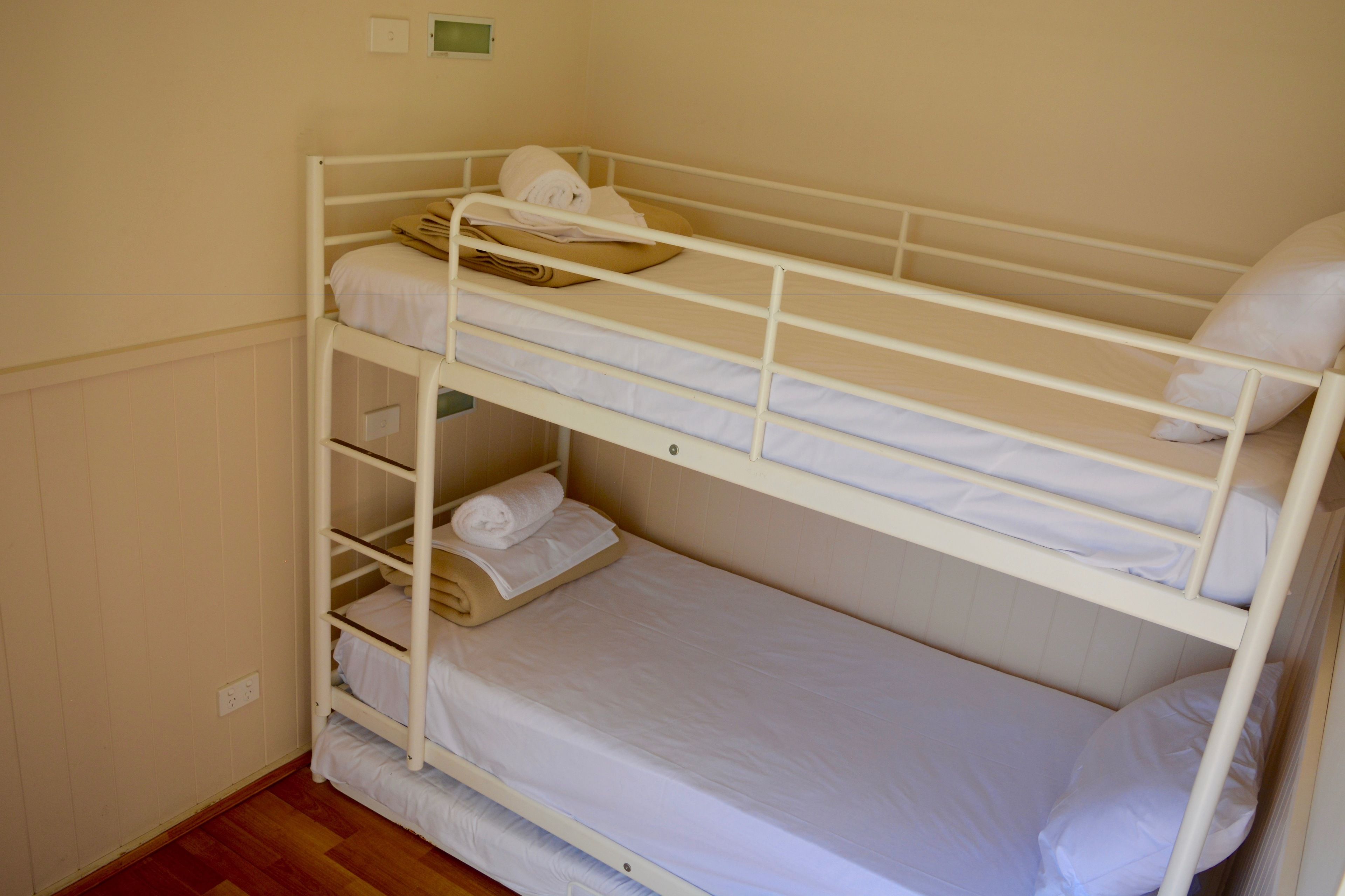 Open Plan Cabin with Bathroom