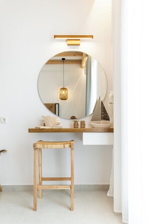 家庭公寓, 2 间卧室, 露台, 花园景观 | 高档床上用品、客房内保险箱、隔音、熨斗/熨板