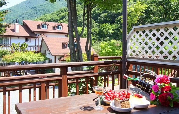 Room (Alps 9) | Terrace/patio