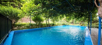 Baenae-gol Picture and Garden Pension