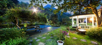 Baenae-gol Picture and Garden Pension