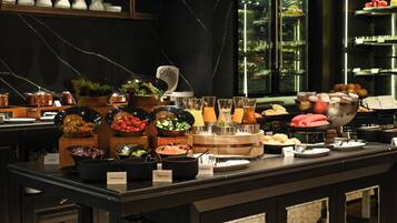 Daily buffet breakfast for a fee