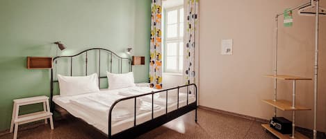 Double Room, Private Bathroom | WiFi (free), bed sheets