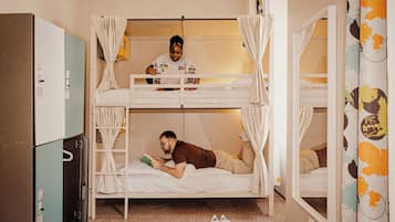 WiFi (free), bed sheets