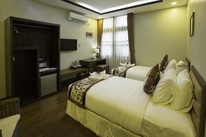 Minibar, caja de seguridad en la habitación, escritorio y wifi gratis 