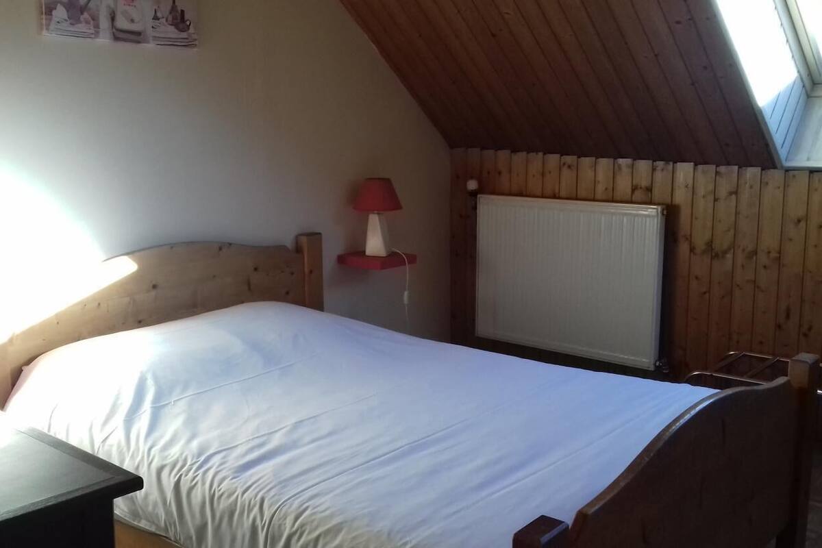 Premium bedding, desk, soundproofing, iron/ironing board