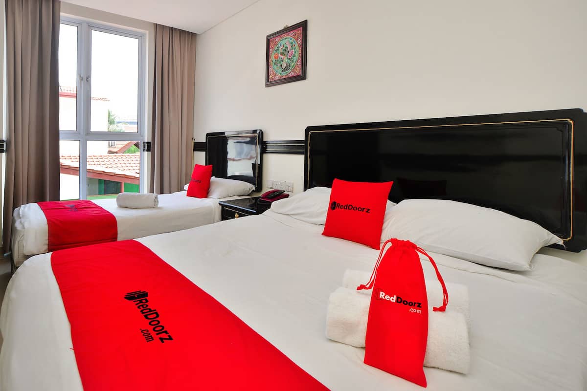 Blackout curtains, free WiFi, bed sheets
