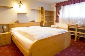 In-room safe, desk, cribs/infant beds, free WiFi - Hotel Malder (Soraga)