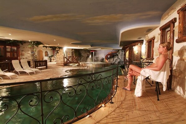 Sauna, Whirlpool, Türkisches Bad/Hamam, Schlammbad, Sportmassagen