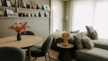 Literie de qualité supérieure, coffres-forts dans les chambres, bureau