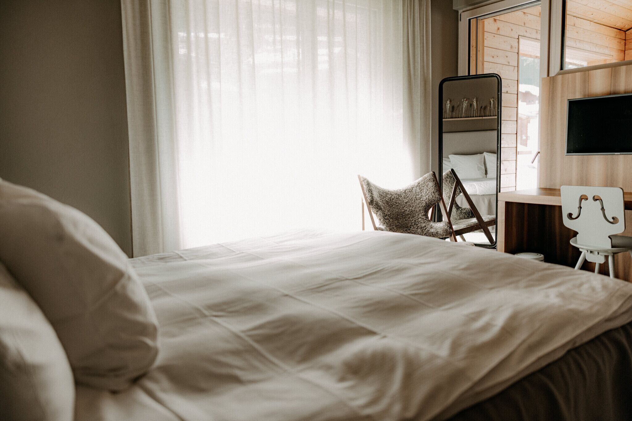 เพนท์เฮาส์, 3 ห้องนอน (Overlook) | เครื่องนอนระดับพรีเมียม, ตู้นิรภัยในห้องพัก, โต๊ะทำงาน, ห้องเก็บเสียง