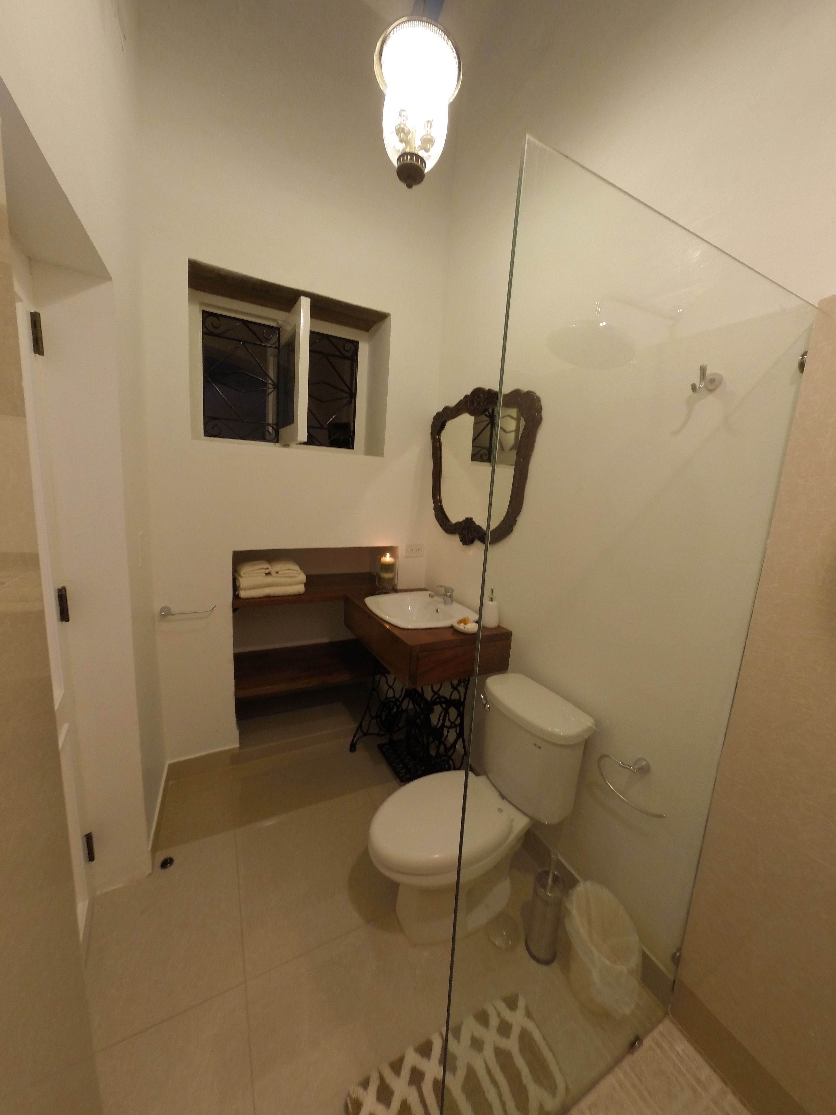 apartment, 2 bedrooms | bathroom | shower, hair dryer, towels, soap