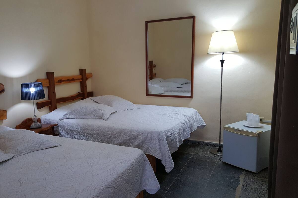 Minibar, in-room safe, bed sheets