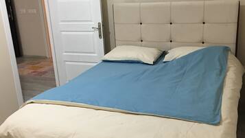 Desk, soundproofing, iron/ironing board, cribs/infant beds