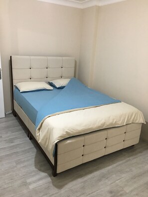 Desk, soundproofing, iron/ironing board, cots/infant beds