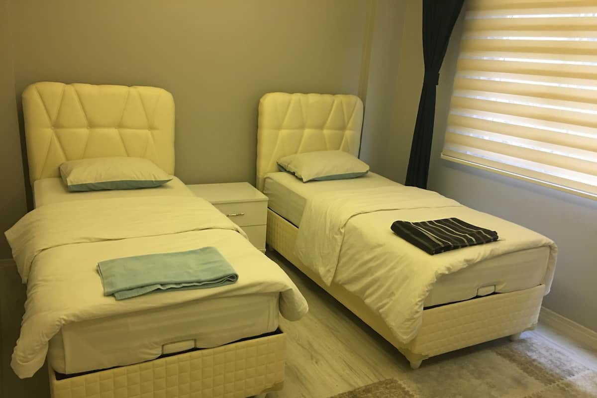 Desk, soundproofing, iron/ironing board, cribs/infant beds