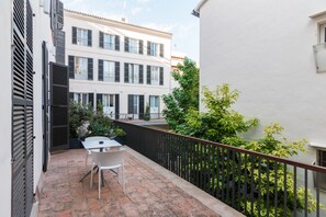 Doppia Superior | Vista cortile