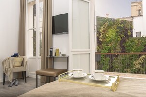 Superior Double Room | Premium bedding, down comforters, memory foam beds, minibar