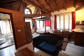 Deluxe-Chalet, 1 Schlafzimmer, Kamin, Gartenblick | Zustellbetten, kostenloses WLAN